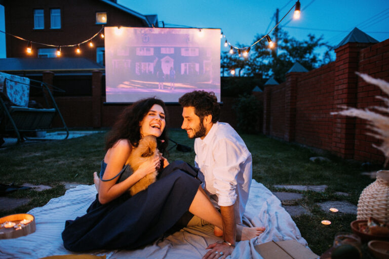 30+ Fun and Unforgettable Date Ideas for New Couples