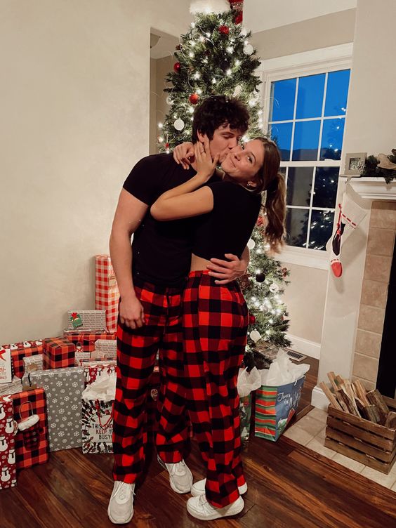 Couple christmas pajama discount pants