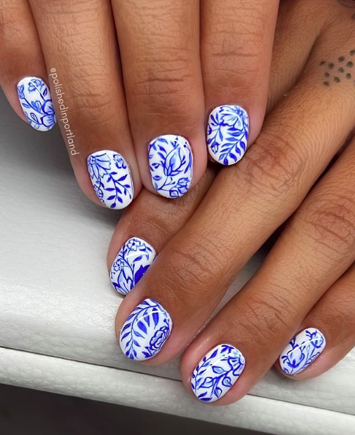 floral blue nails