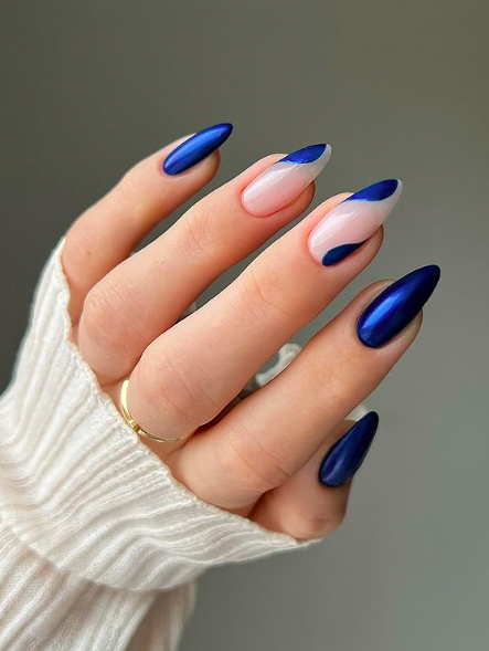 royal blue nails