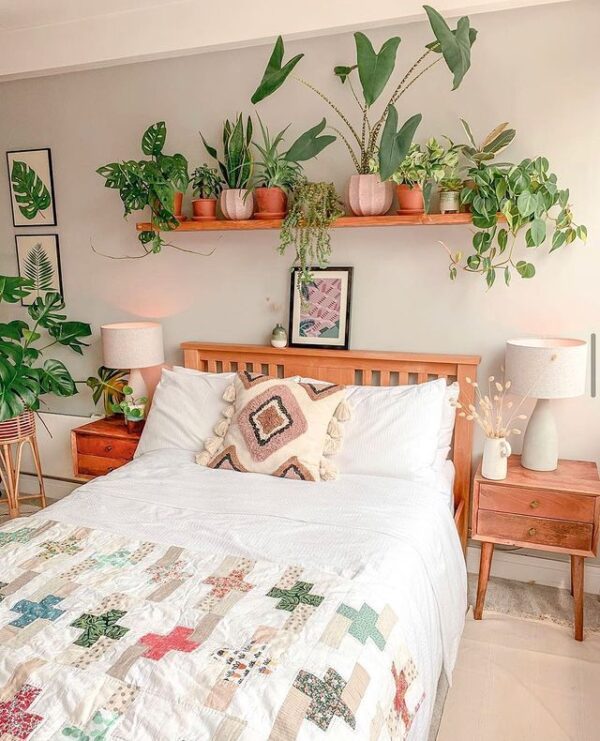 27 Earthy Bedroom Ideas To Make Your Room Feel Cozy and Alive