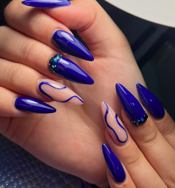 blue nails