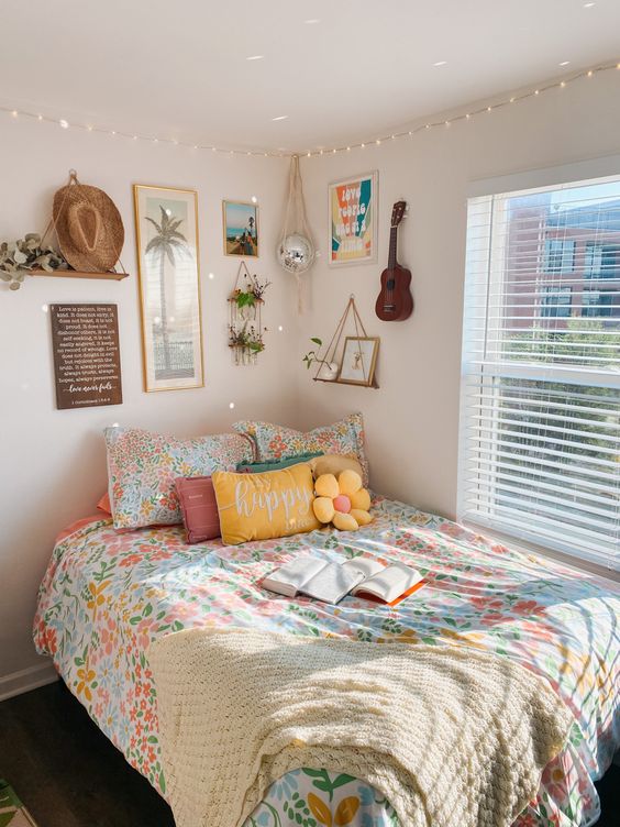 college decor room ideas