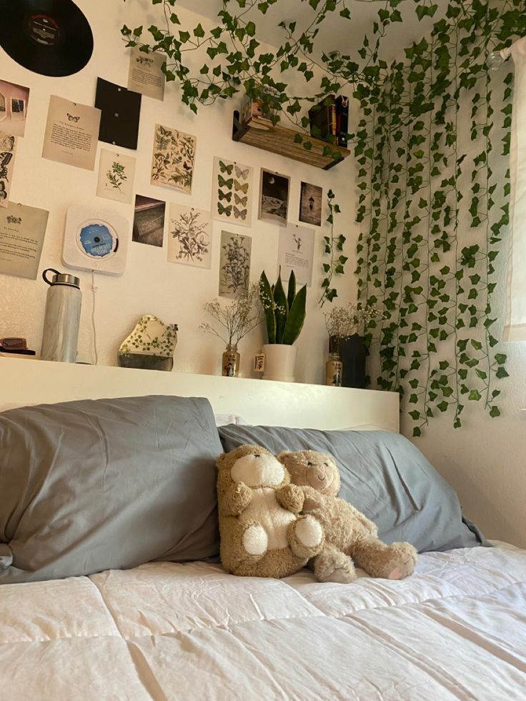 27 Best Dorm Decor Room Ideas to Kickstart College Life (2024)