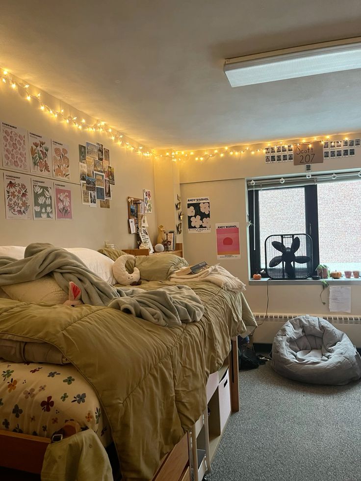 college dorm decor ideas