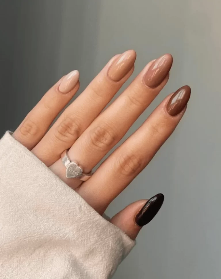 26 Cute and Cozy Fall Nail Design Ideas To Recreate