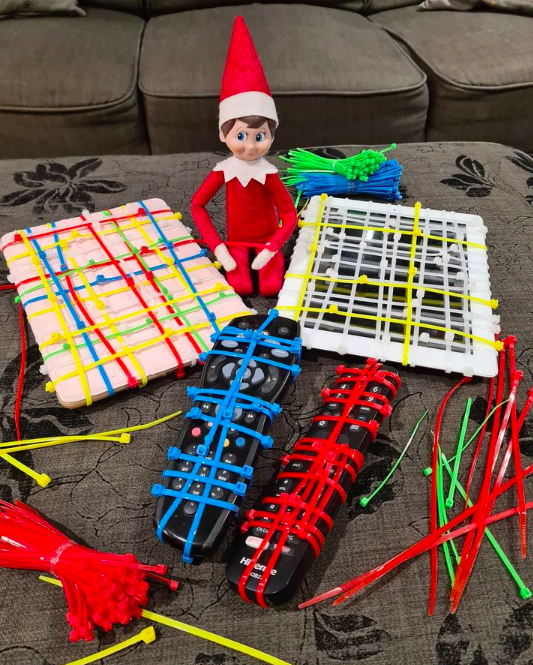 31 Hilarious Elf On The Shelf Ideas You Need To Recreate